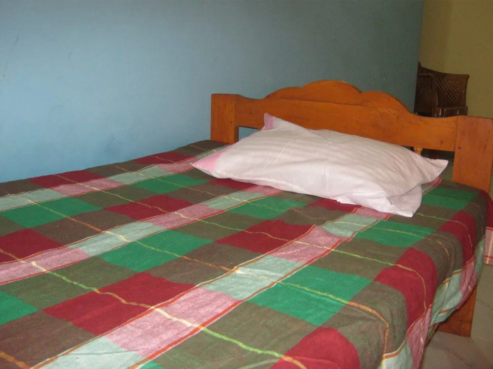 Aurora - Negombo Budget Hostel