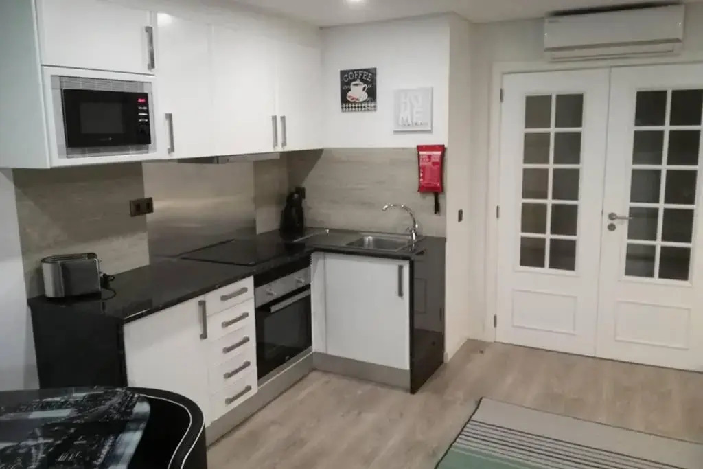 Ria Center Apartment - Right
