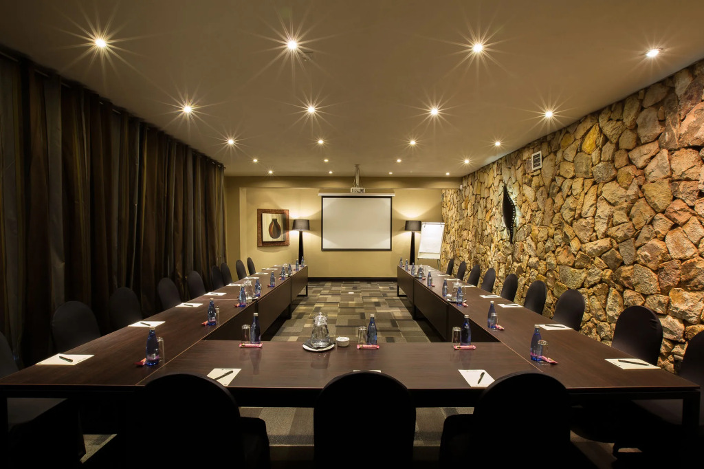 Thaba Eco Hotel