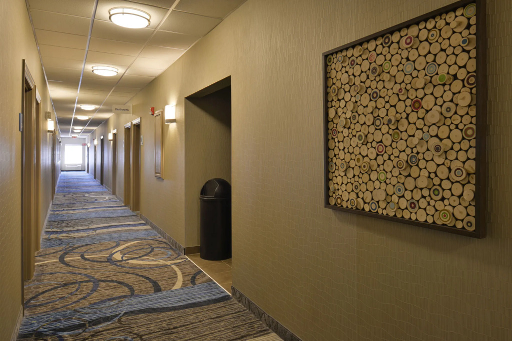 Holiday Inn Express Hotel & Suites St. Louis West-OFallon by IHG