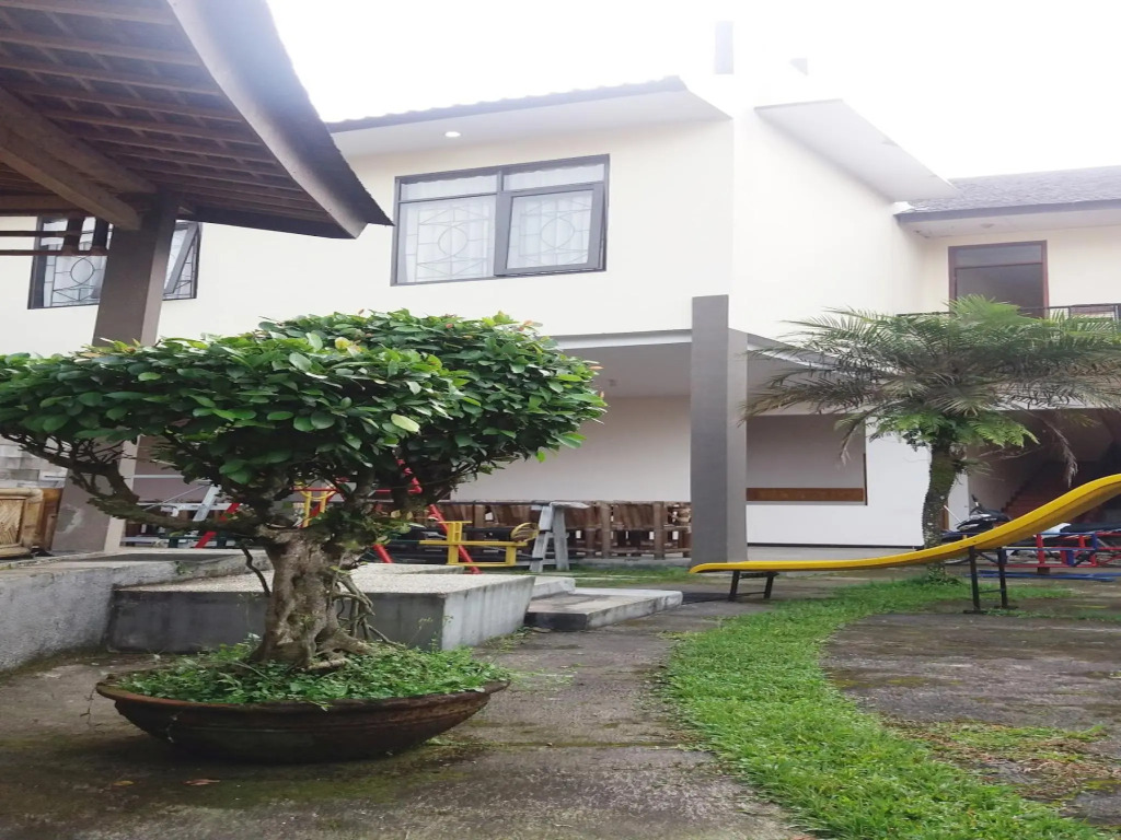 Saung Balibu Hotel