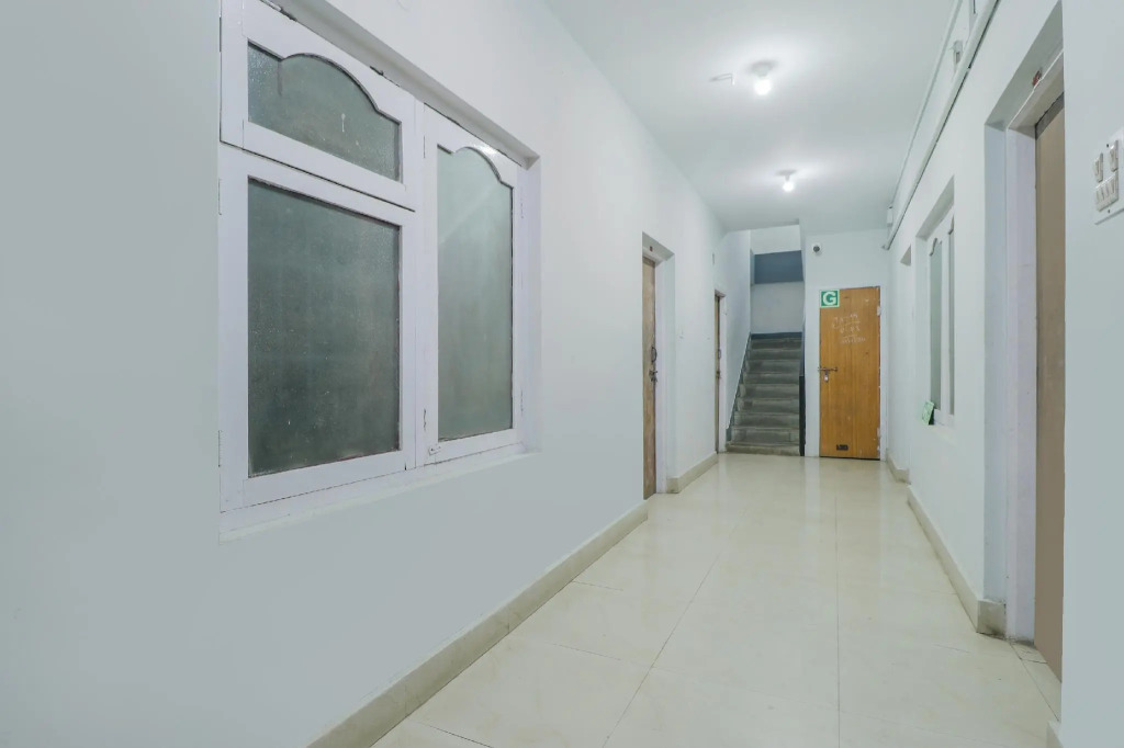 OYO 82523 Hotel Fort
