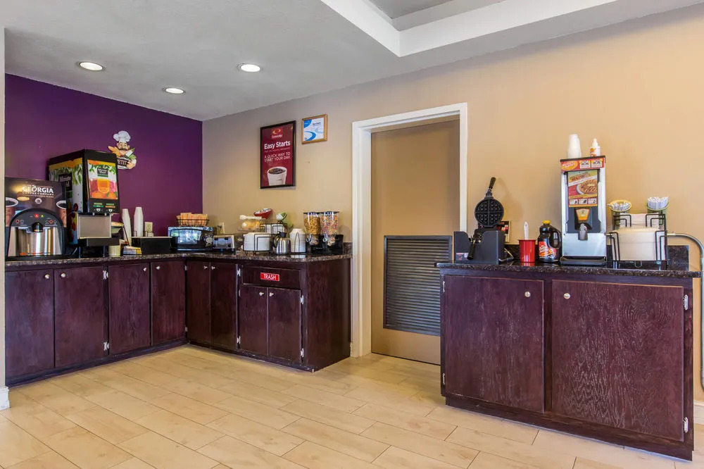 Econo Lodge