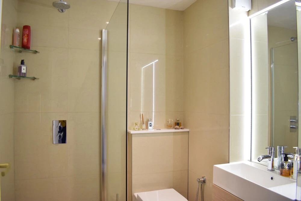Spacious 1 Bedroom Apartment in Camberwell