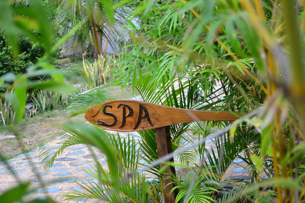 Eden Resort