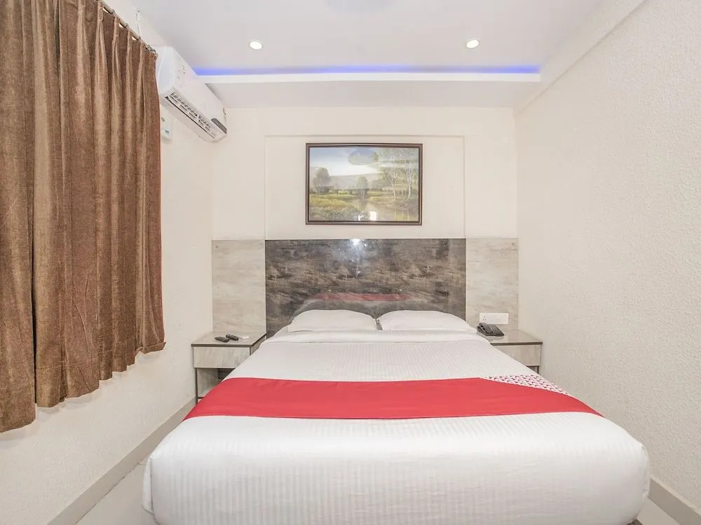 OYO 9017 Pride Homes