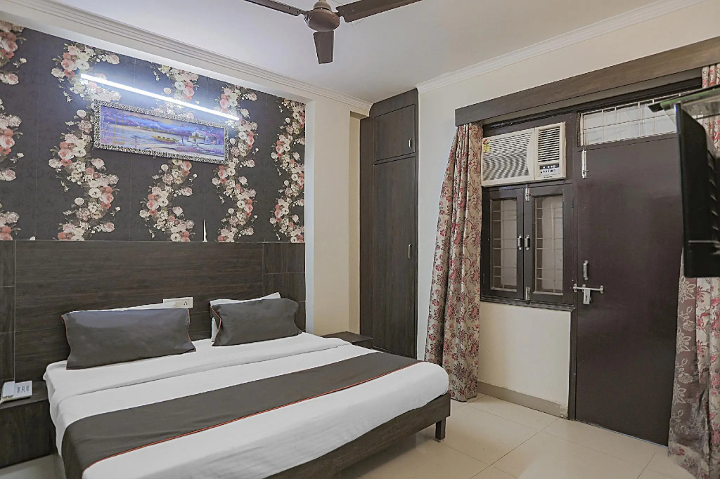 Capital O 84115 Hotel Sun Villa