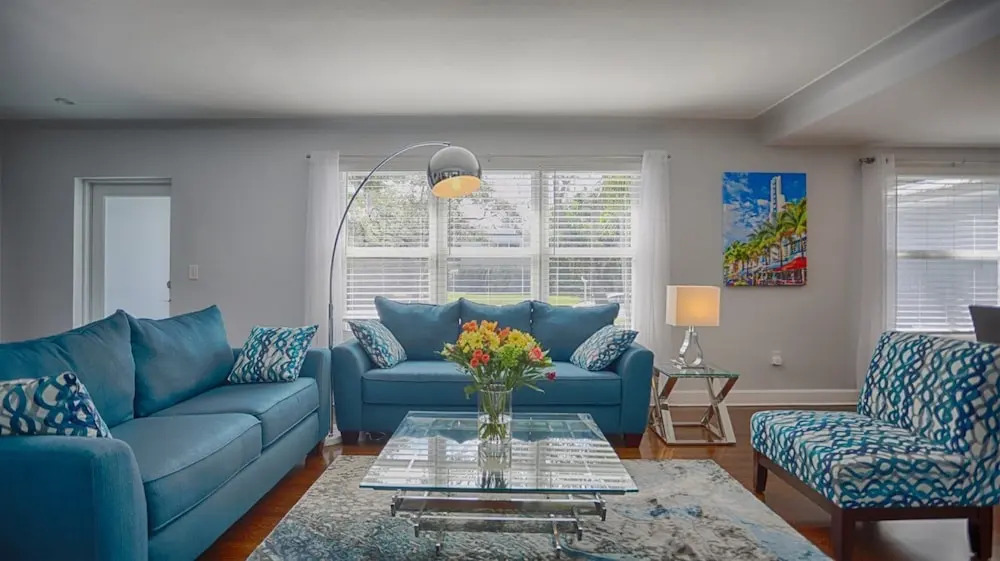 Modern Miami Family Home Mins From The Beaches