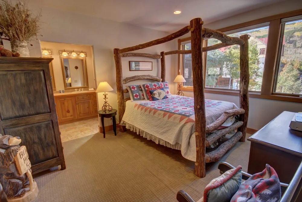 Mill Creek 72 by SummitCove Vacation Lodging