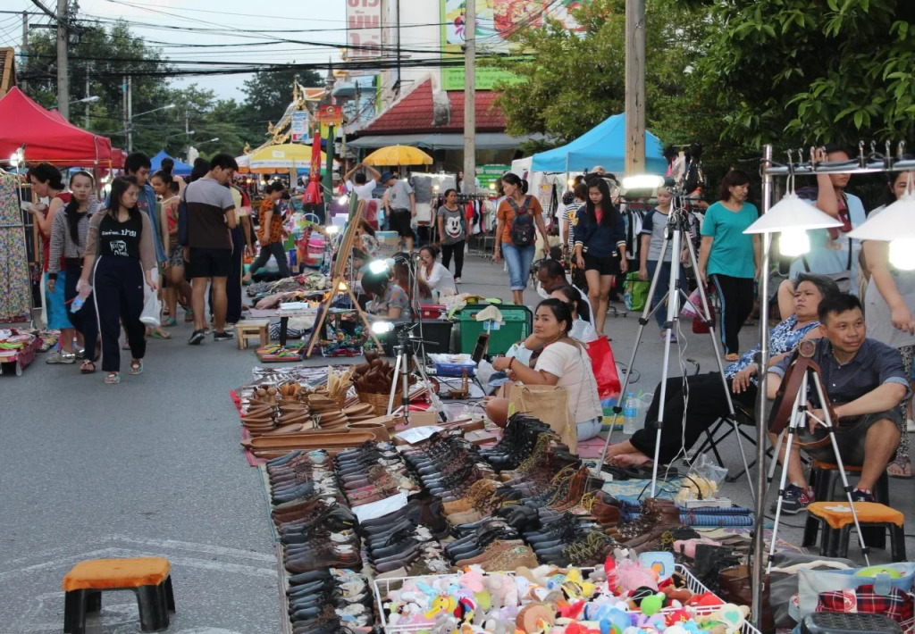 Fuengfa Place
