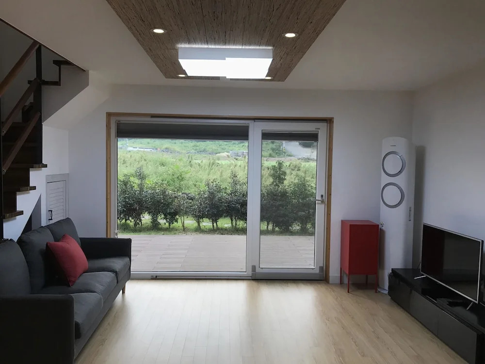 Beadtree House