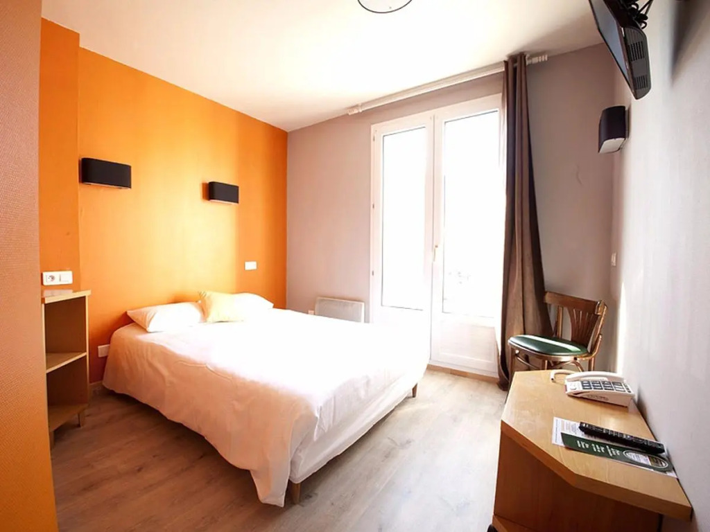 Logis Hôtels- Hôtel Marguerite dAnjou Angers château