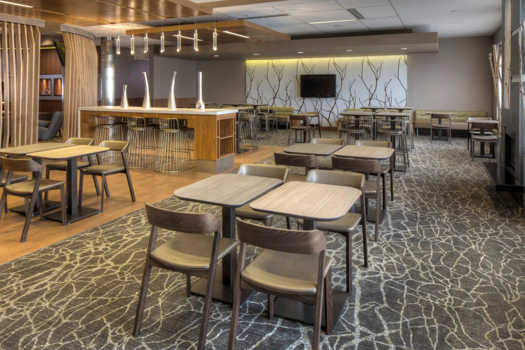 SpringHill Suites Anchorage University Lake