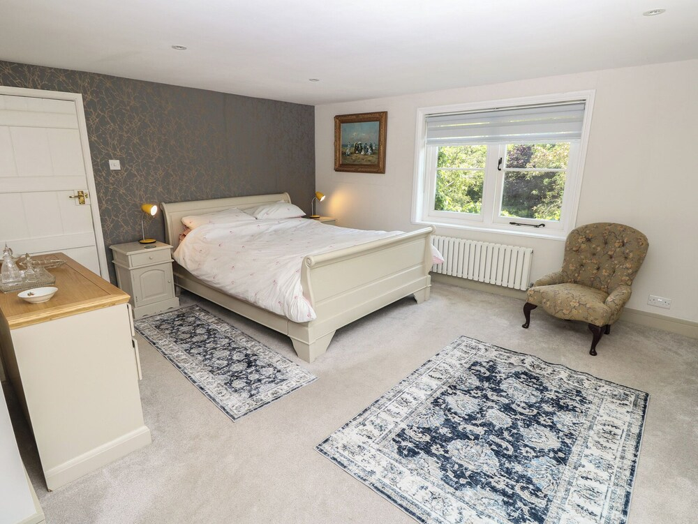 Guildford Farmhouse