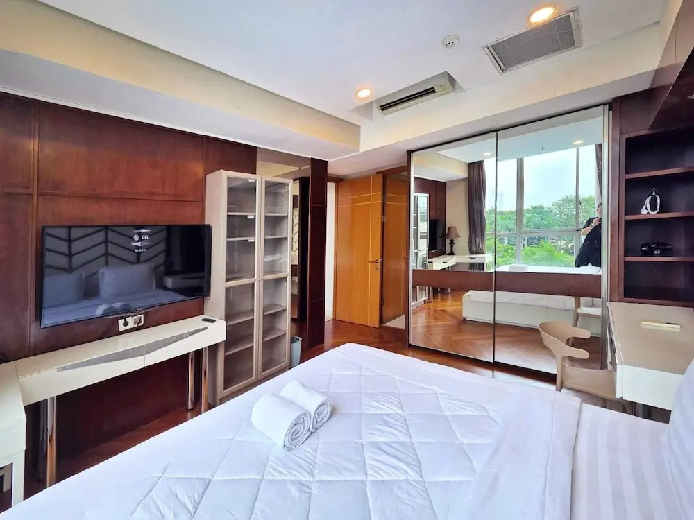 Summit By SanLiving - 2BR