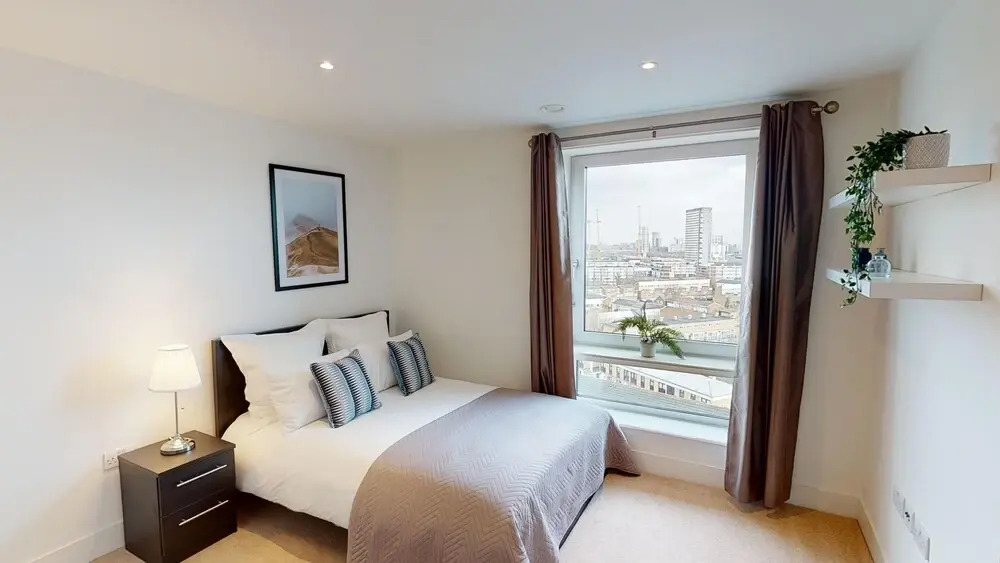 3 Bedroom Apartment in Canary Wharf