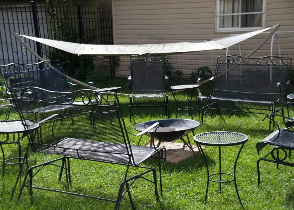Sunny, Spacious, 3BR 1BA Davlin INN Chicago