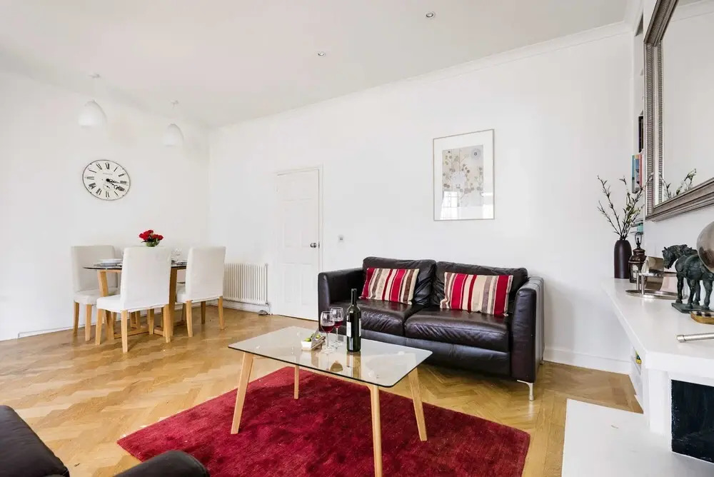 Chic Coleherne Road Garden House