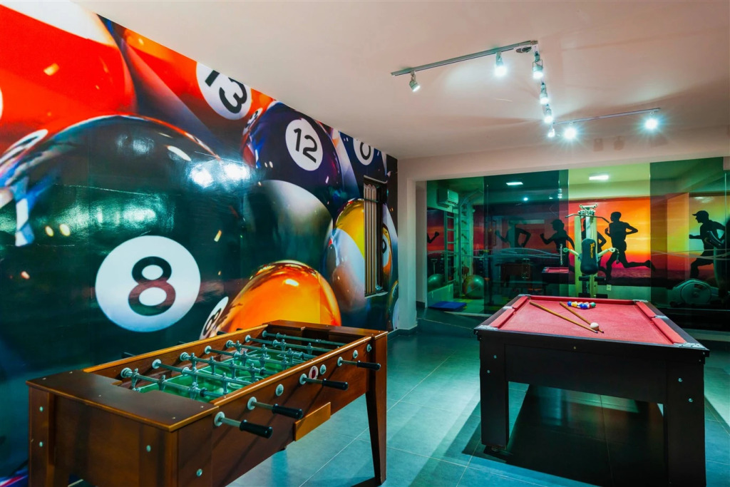 Hotel 365