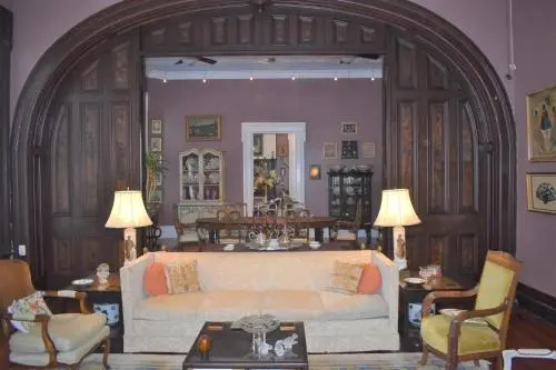 Bazsinsky House