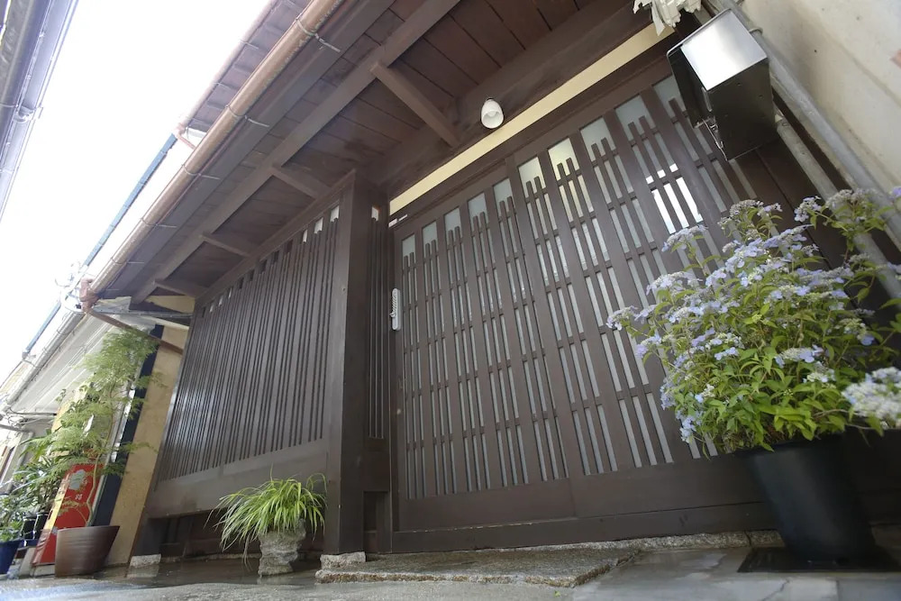Private Residence Shijo-Karasuma