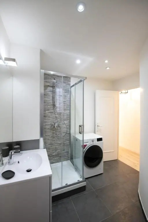 La Suite Saint Georges - Beau studio cosy et design à 5 mn métro Vieux Lyon