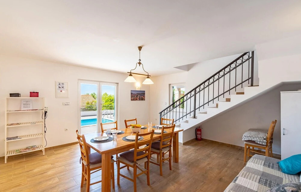 Three-Bedroom Holiday Home In Nova