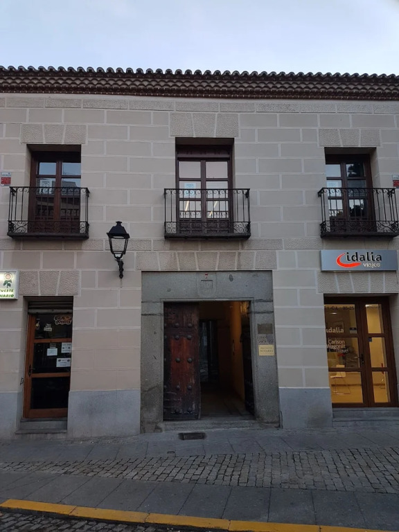 Avila Flats Soterraña "Plaza del Ejercito"