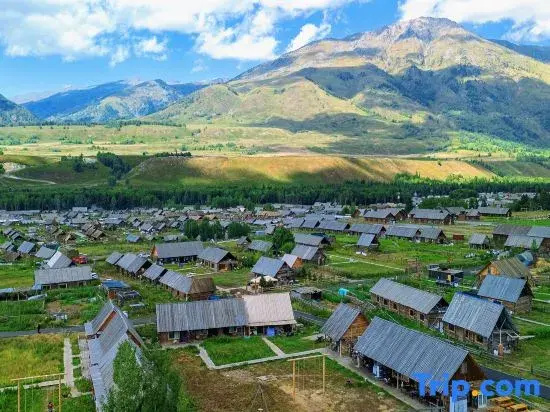 Hemu Youhe Mountain Lodge