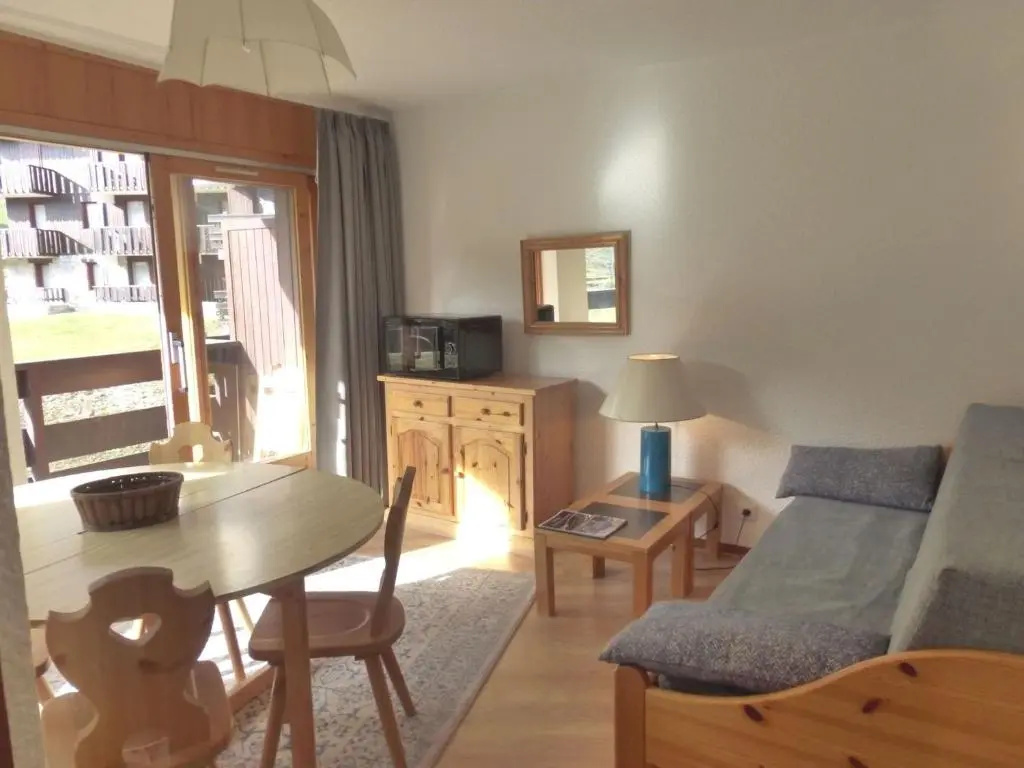 Appartement Méribel, 2 pièces, 6 personnes - FR-1-411-91