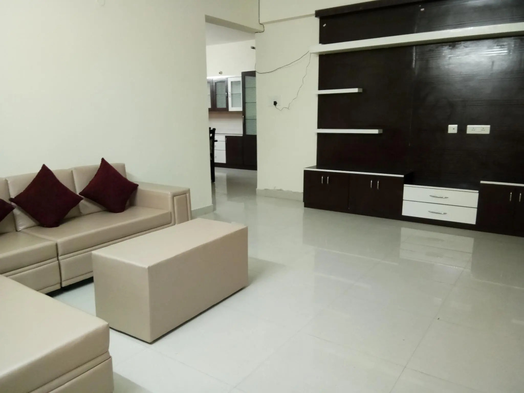 Fresh Living Prime Hitech Service Apartments