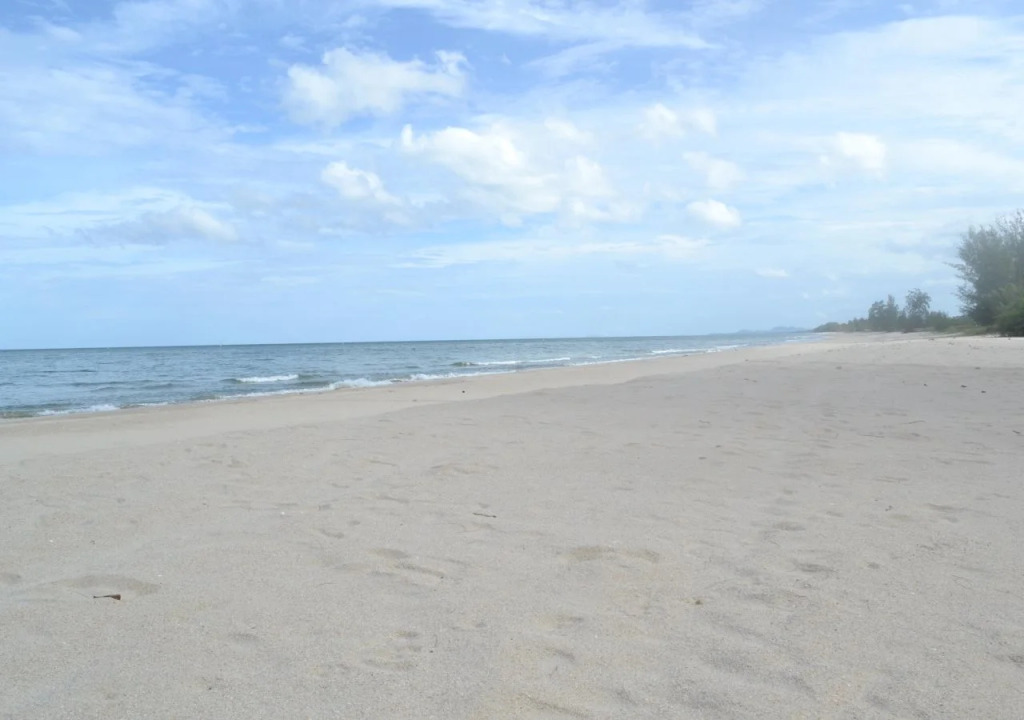 Jack Beach Resort