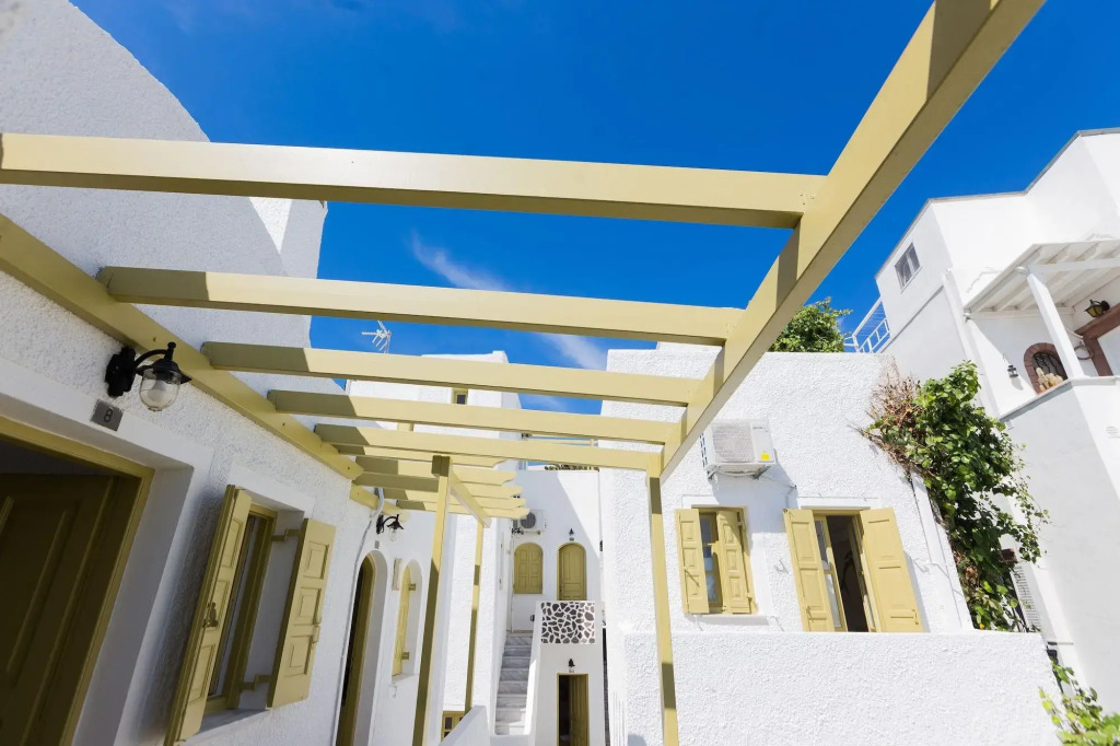 Sunny Days Hotel Fira Santorini