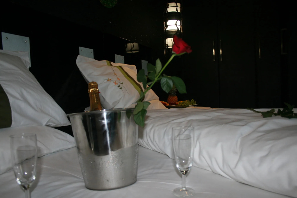 Africa Paradise Airport Boutique Hotel