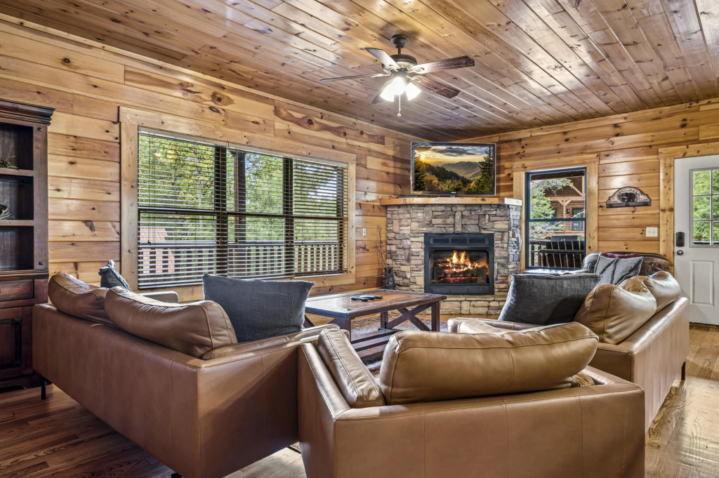 A Smoky Hideaway in Gatlinburg