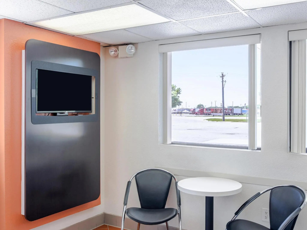 Motel 6-Council Bluffs, IA - Omaha East