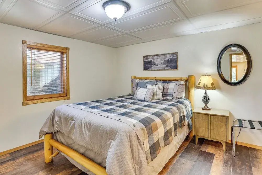 Lead Home in the Mountains w/ Hot Tub + Views!