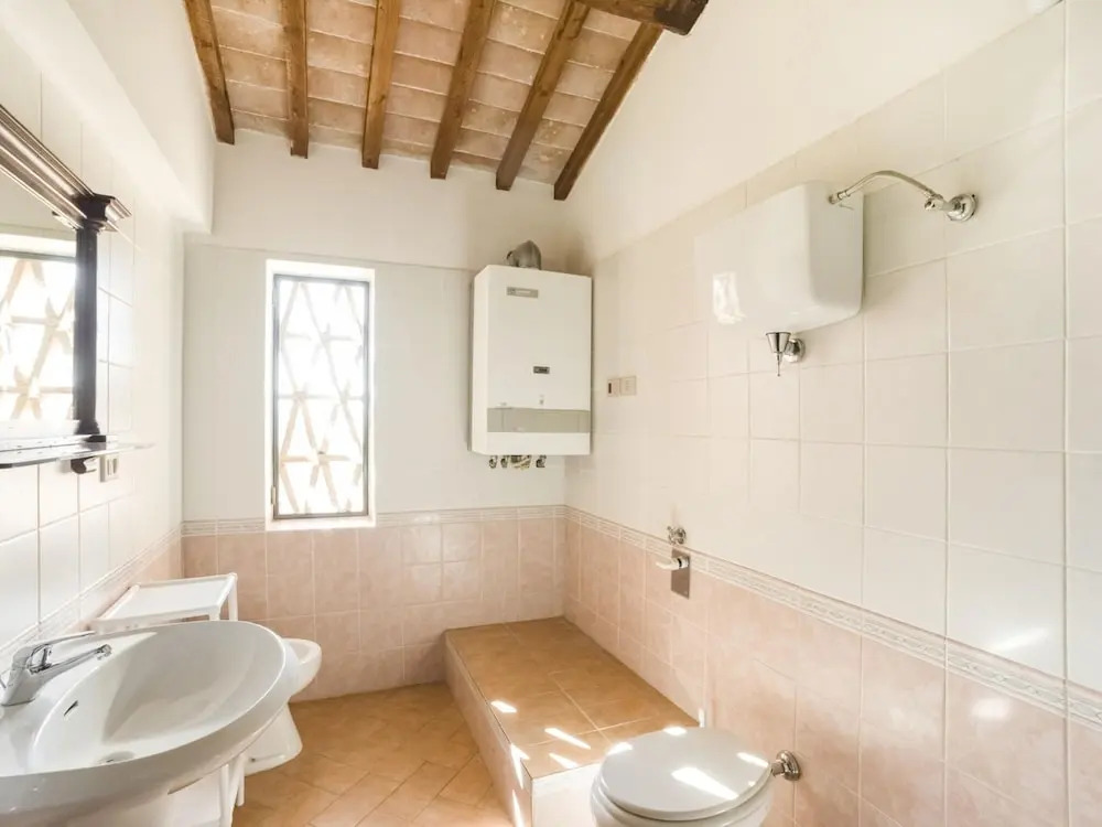 Apartment near Donatello Sculpture