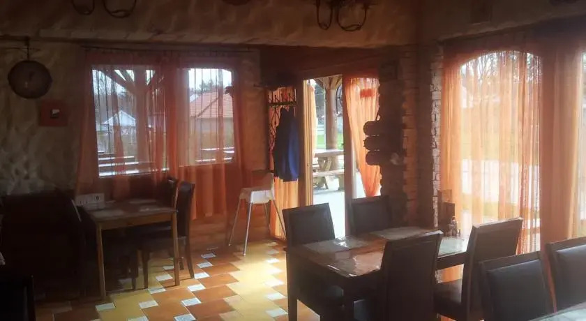 Liliom Apartmanház