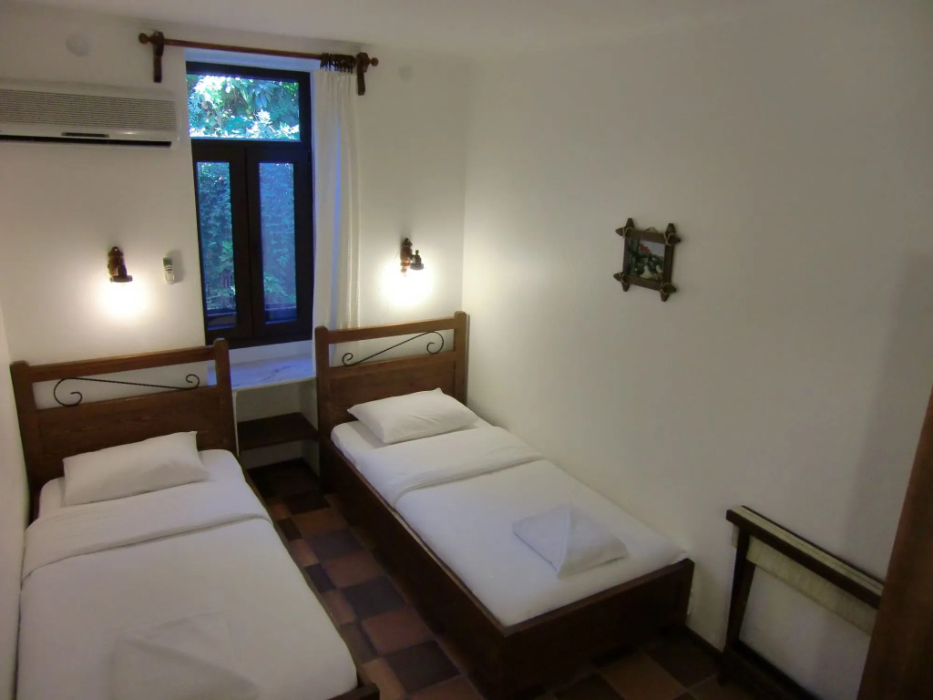 Hotel Happy Caretta