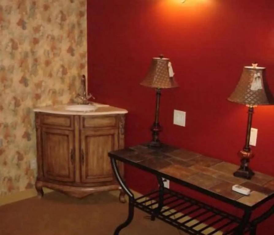 Zuber's Homestead Hotel