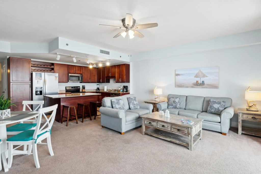 Laketown Wharf Beach Resort