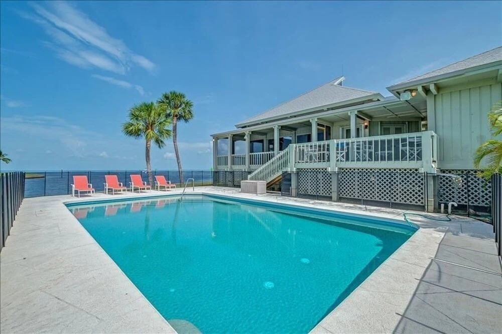 Homes 280 Harbor Drive 4 Bedrooms 4 Bathrooms Home