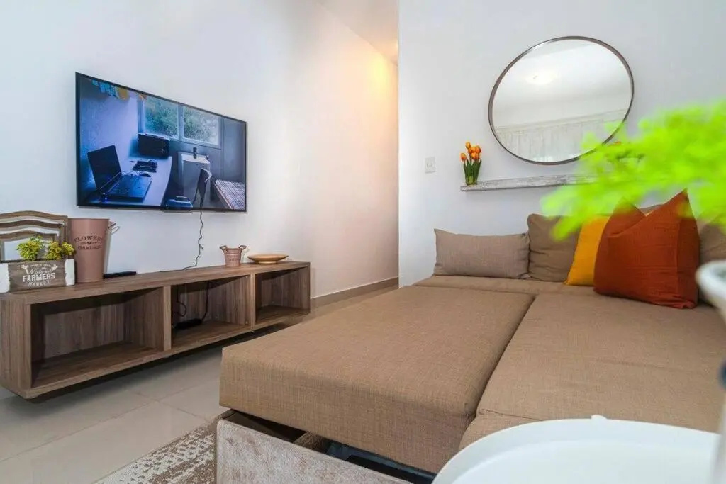 A Home in the middle of the City/ 2Bedroom / Family Ambient