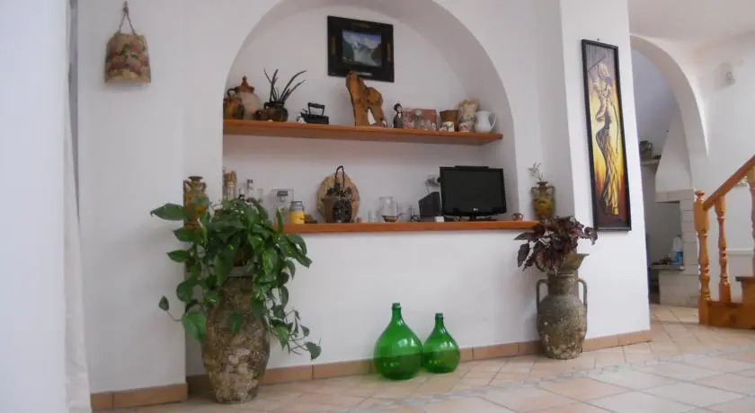 La casa di Angela