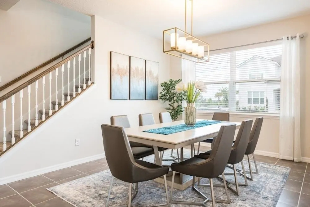 Luxury 9 Bedrooms Home With Games Room Home