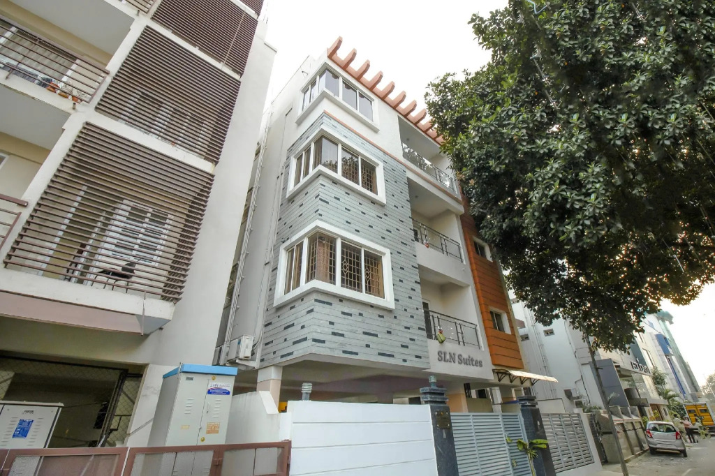 Collection O BLR2460 Sln Suites