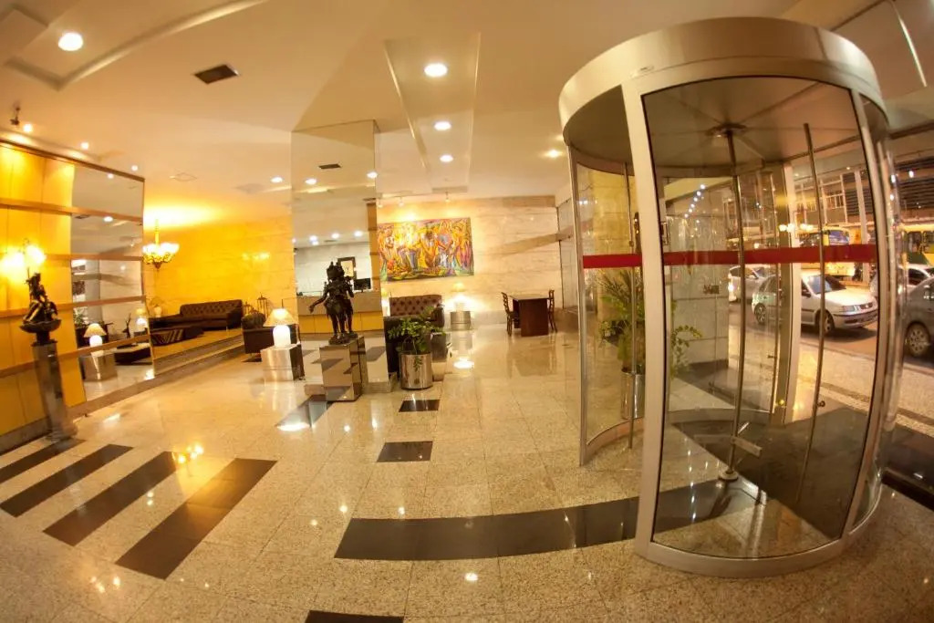Ritz Plaza Hotel