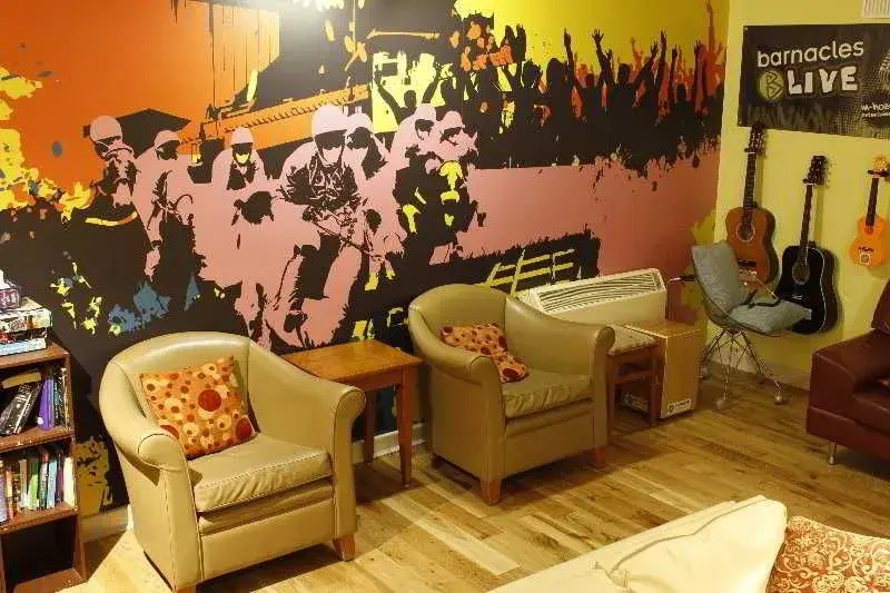 Snoozles Hostel