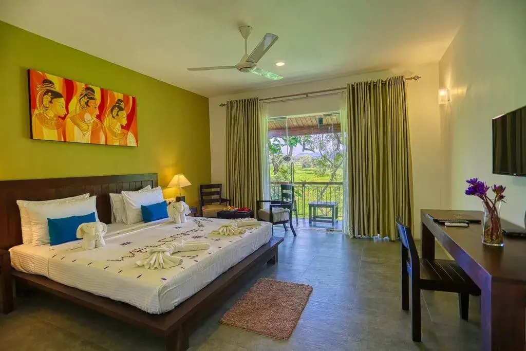 Tropical Life Resort And Spa